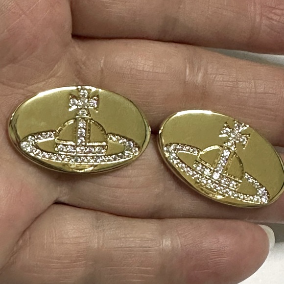 Sold out vintage signature crystal Orb stud earrings - Picture 3 of 7